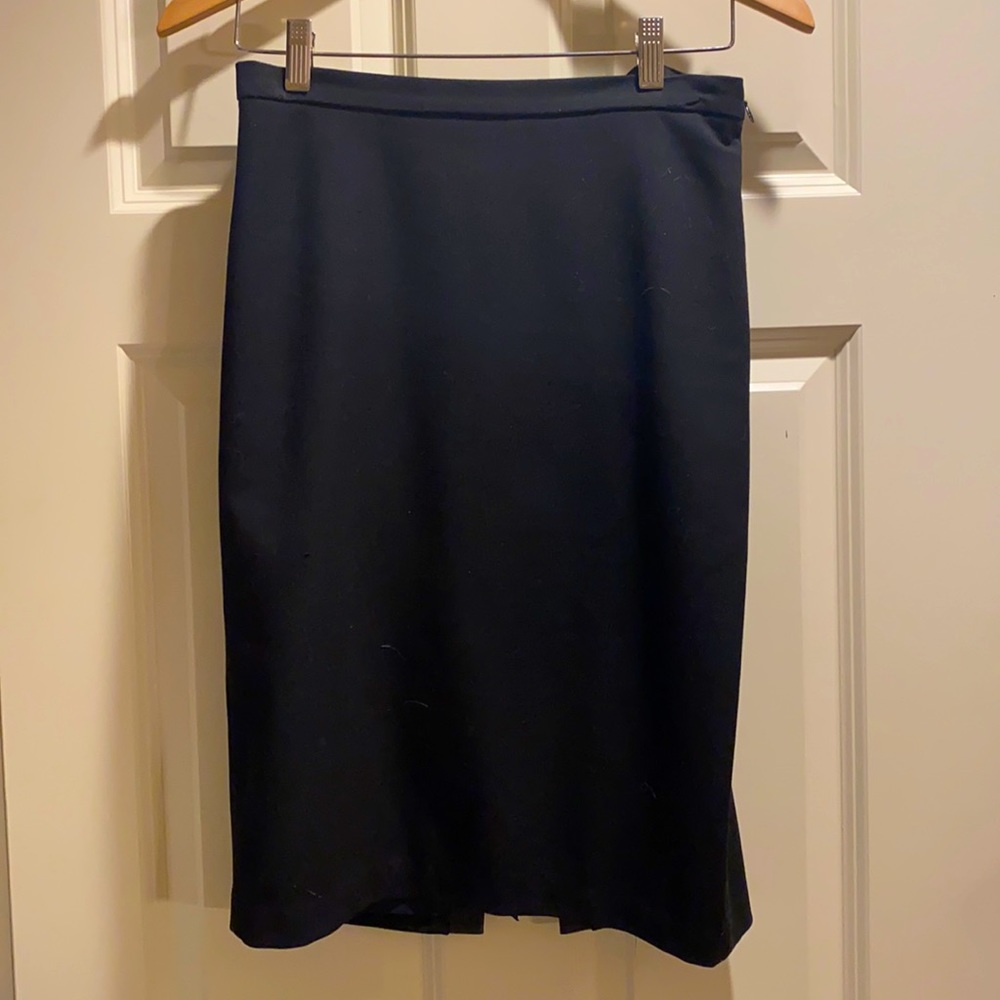 BCBG MAX AZRIA Black Pencil Skirt w Leather Detail